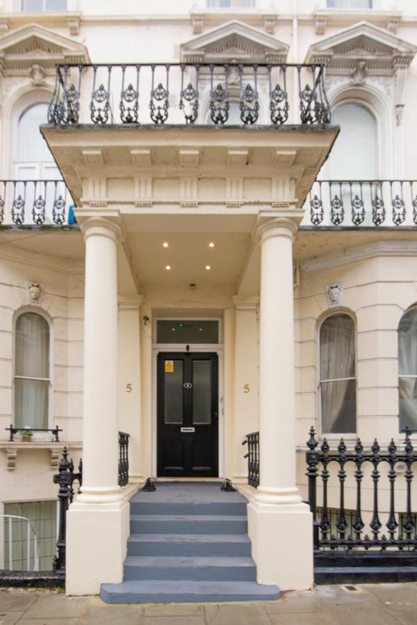 London Central Studio Экстерьер фото